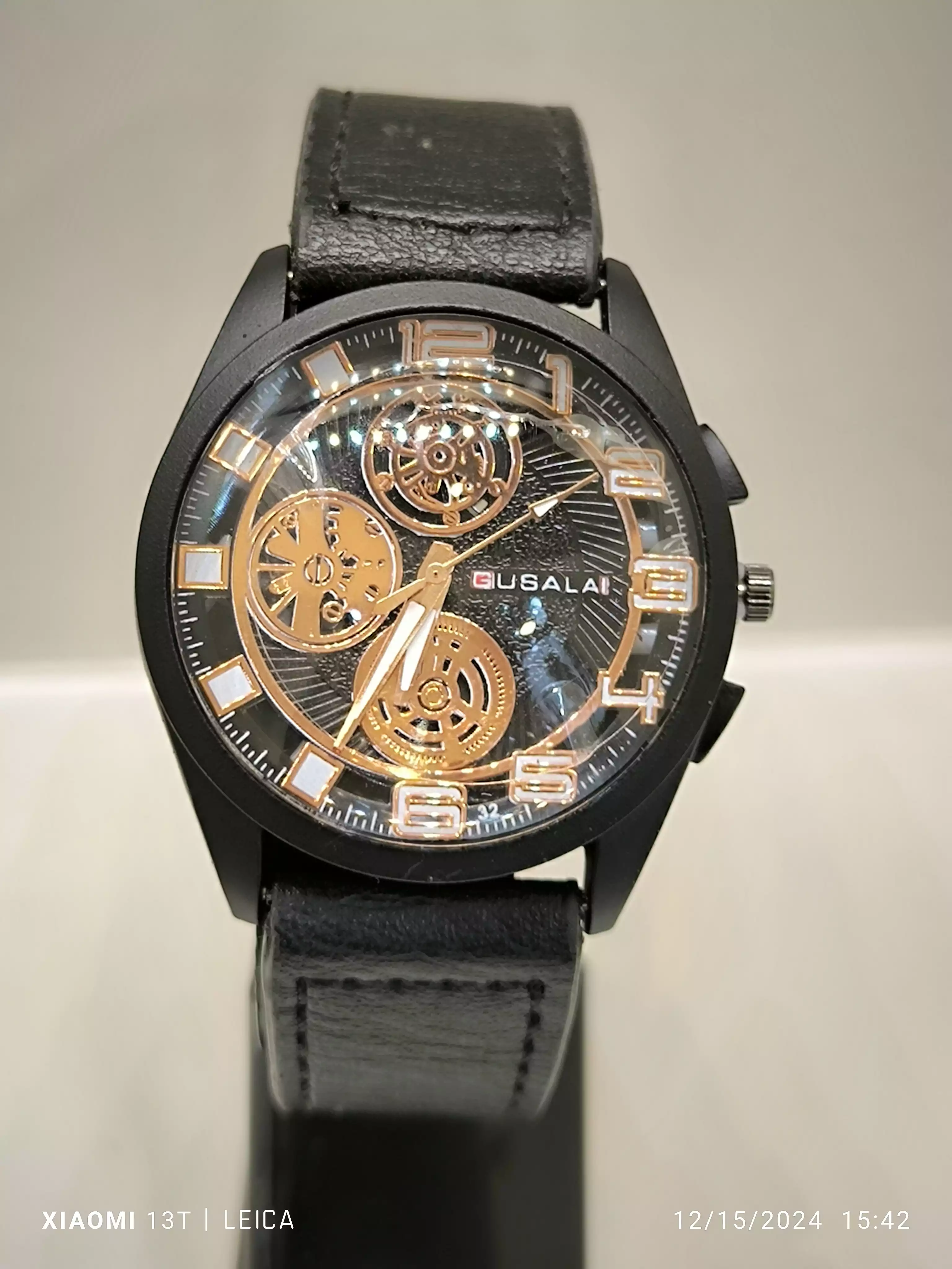 ساعت مچی عقربه‌ای مردانه شیشه ذربینی